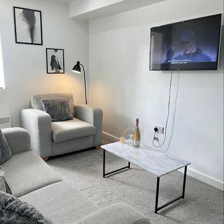 2 Bed Apartment In Bham City Centre W Parking Бирмингем Экстерьер фото